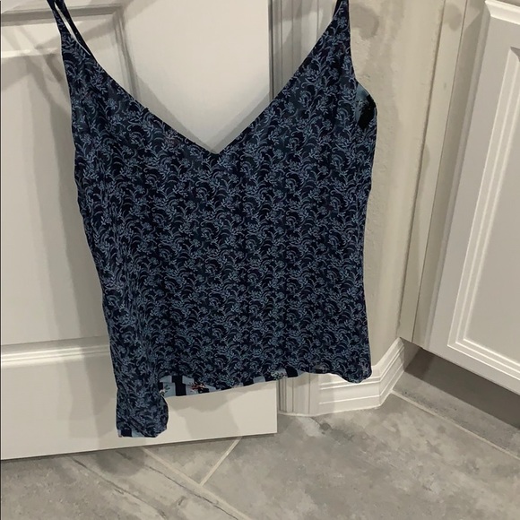 Top - Picture 2 of 2